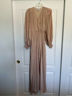 Aura Blush Pink V-Neck Long Sleeve Maxi Dress